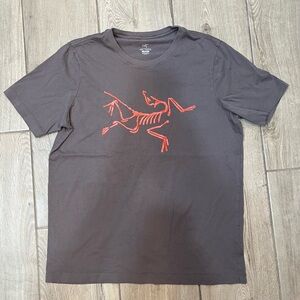 Grey Arc’Teryx Short Sleeve Tee